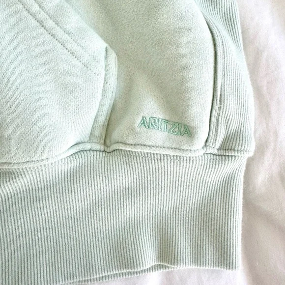 Aritzia Cozy Fleece Boyfriend Boxy Zip Hoodie – Mint Green (XS) - Picture 3 of 9